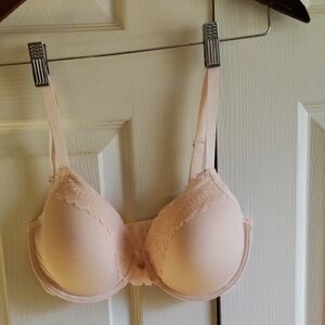 Natori Refined Tulle Size 32 D